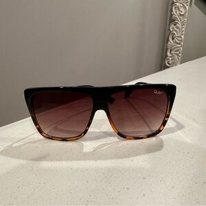 Quay Sunglasses 😎